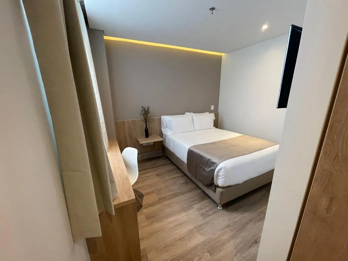 Em Hotel Corferias Embajada Americana Богота 0*,