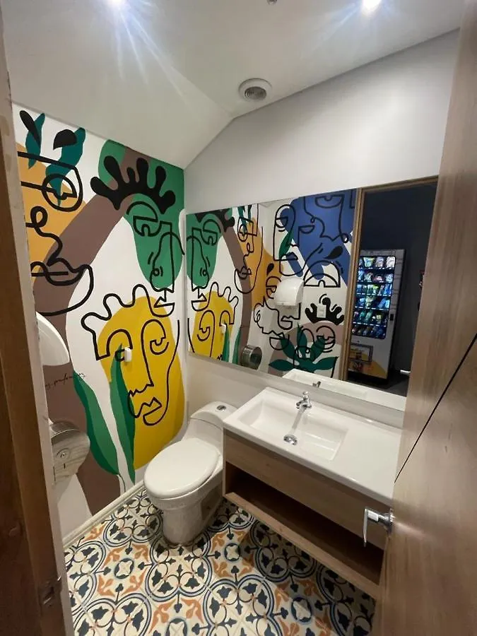 Em Hotel Corferias Embajada Americana Богота