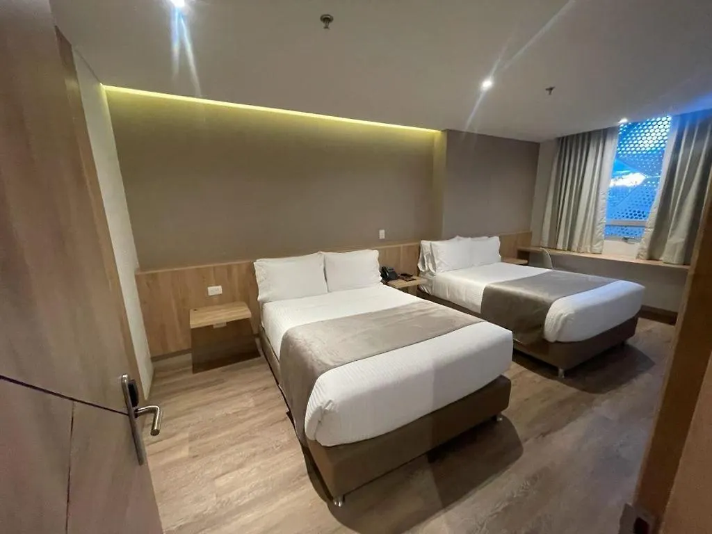 Em Hotel Corferias Embajada Americana Богота Колумбия
